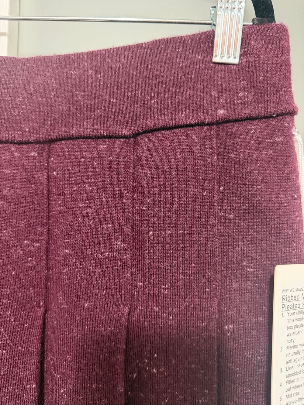Lululemon Ribbed Merino Wool Pleated Skirt Burgundy - Picture 4 of 9